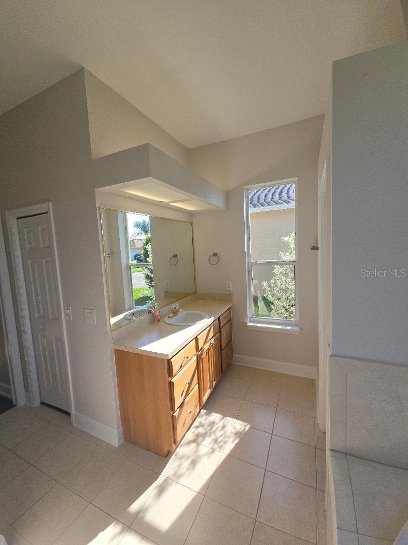 Image 30 of 34 For 325 Terranova Boulevard