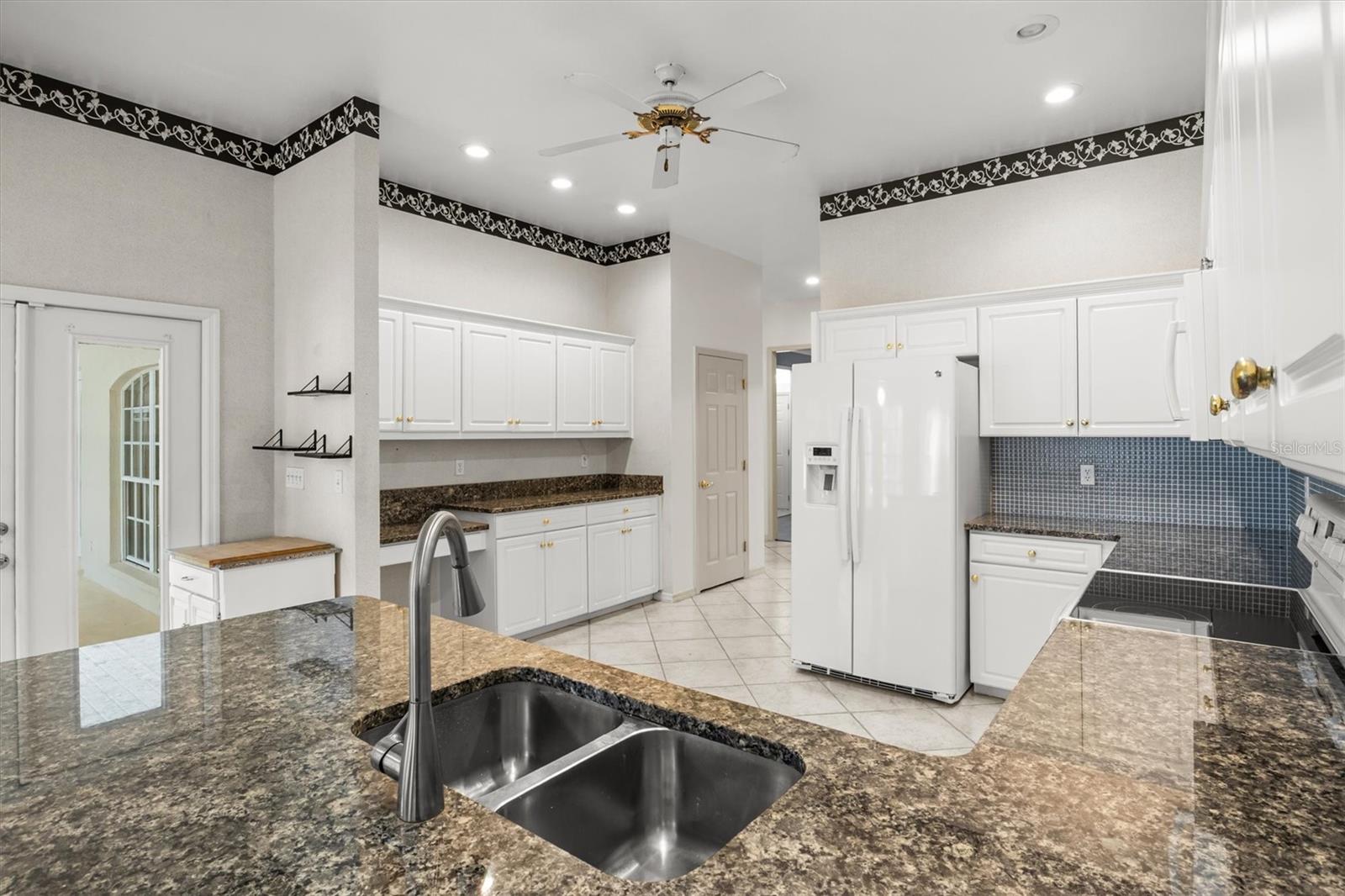 Image 17 of 44 For 5304 Plantation Vista Way