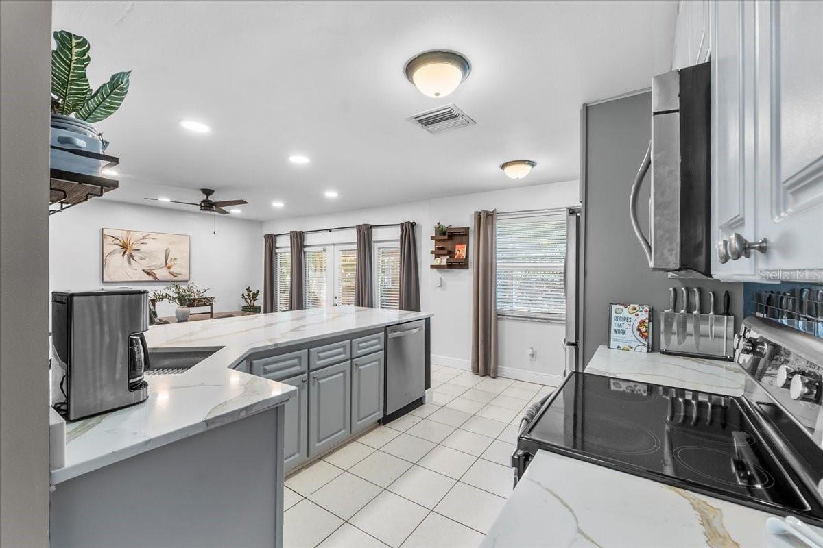 Image 12 of 43 For 522 Gershwin Drive