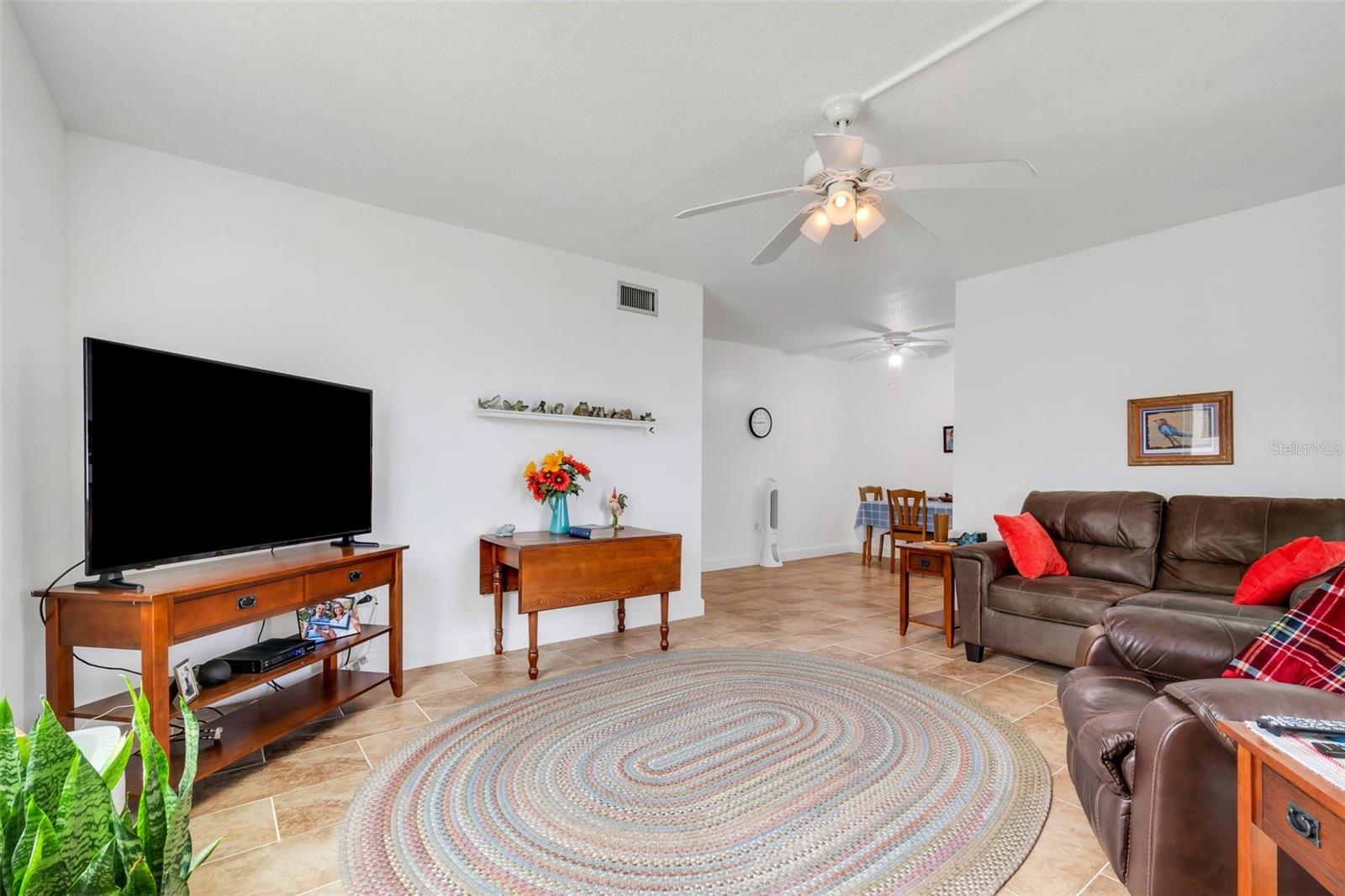 Image 15 of 43 For 1600 Lake Parker Drive C1
