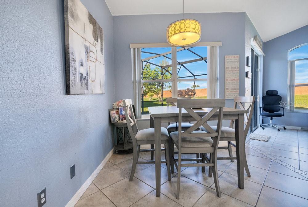 Image 6 of 40 For 321 Corvina Drive