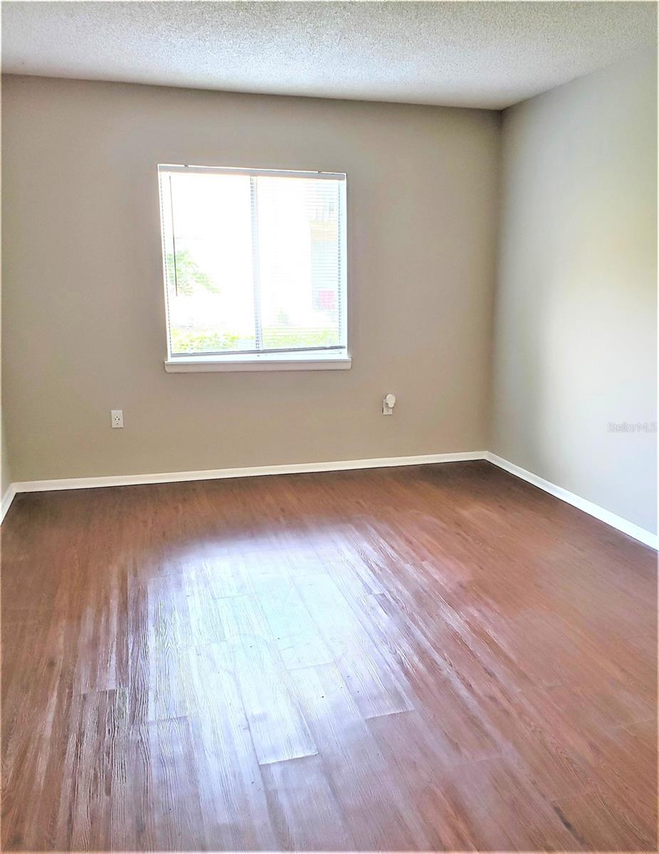 Image 16 of 30 For 4267 Semoran Boulevard 2
