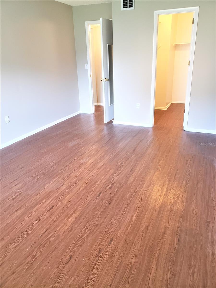 Image 20 of 30 For 4267 Semoran Boulevard 2