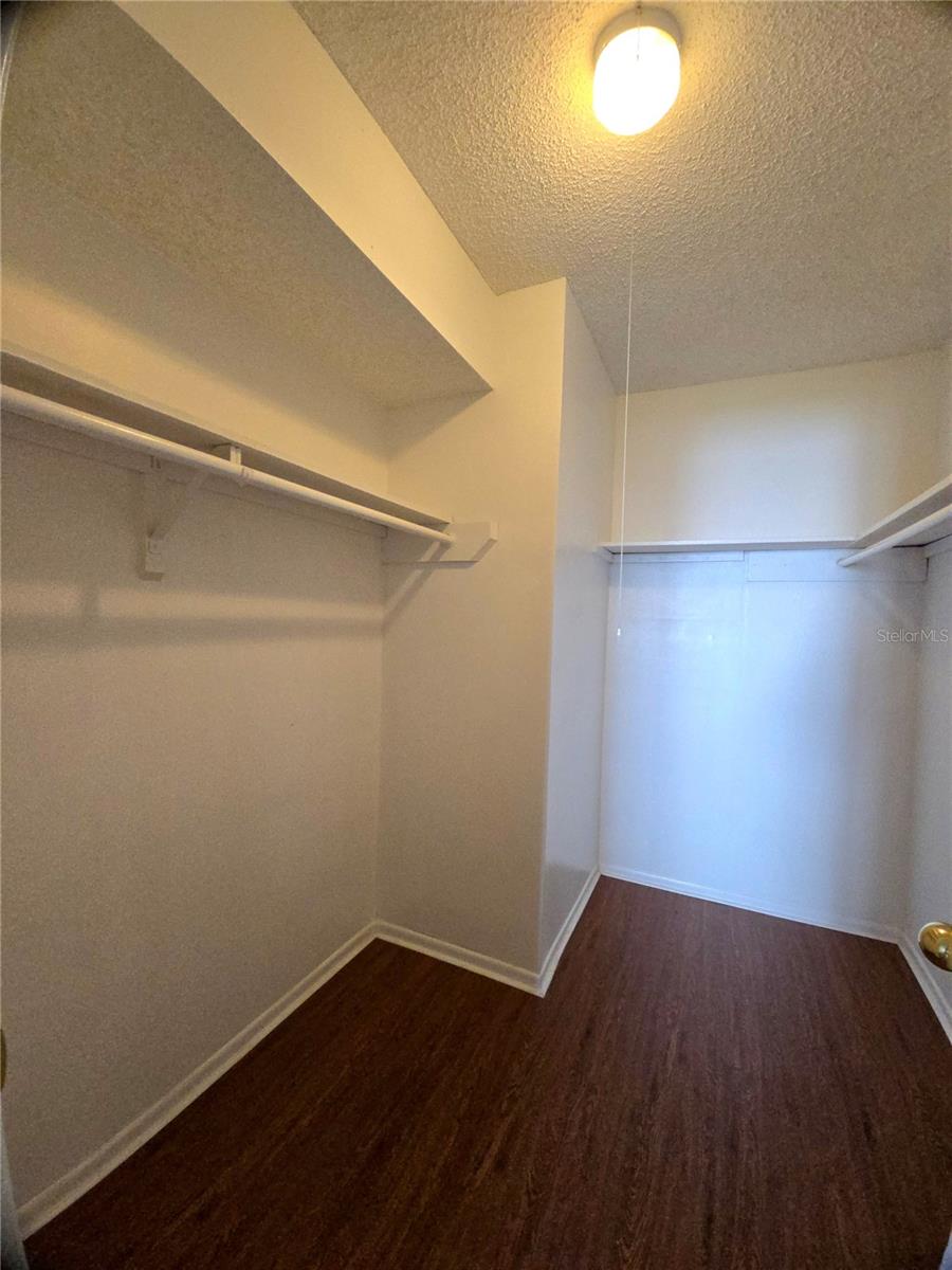 Image 22 of 30 For 4267 Semoran Boulevard 2