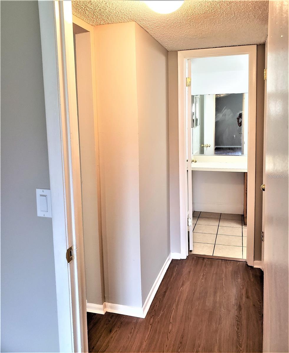 Image 23 of 30 For 4267 Semoran Boulevard 2