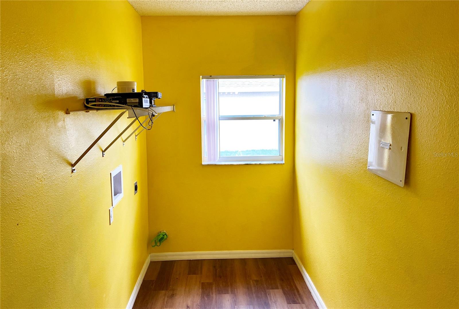 Image 6 of 13 For 1246 Nelson Park Court
