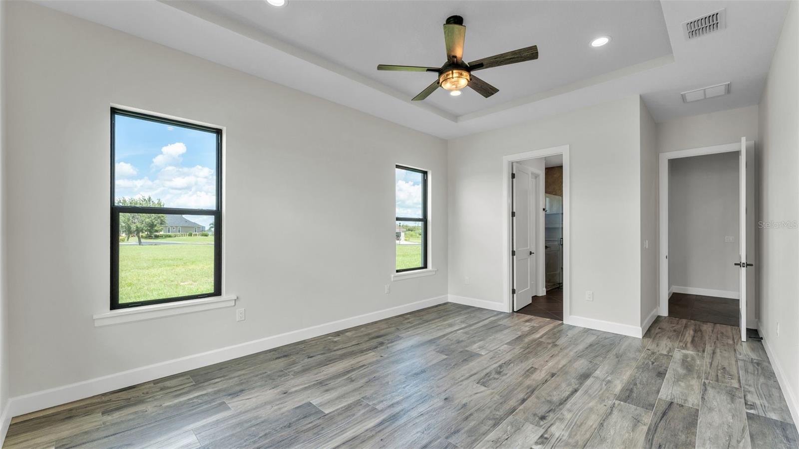 Image 15 of 51 For 224 Valencia Ridge Drive