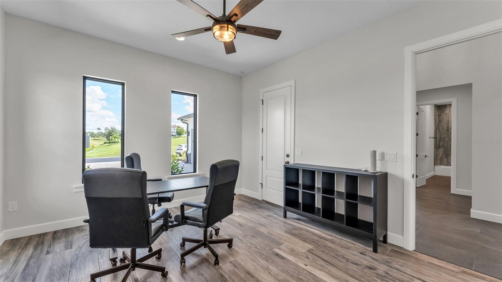 Image 22 of 51 For 224 Valencia Ridge Drive