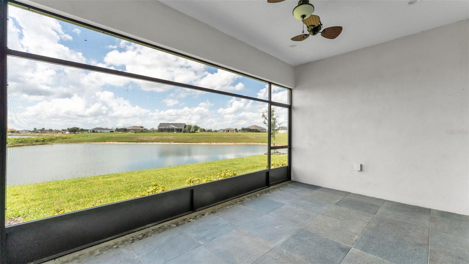 Image 32 of 51 For 224 Valencia Ridge Drive