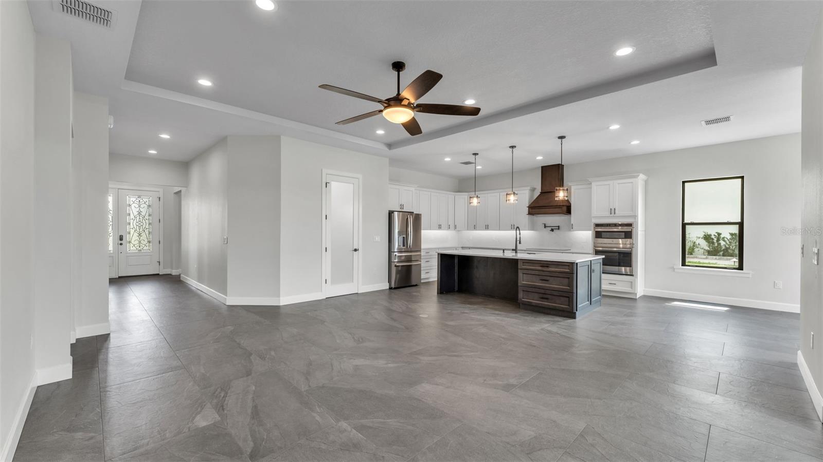 Image 4 of 51 For 224 Valencia Ridge Drive