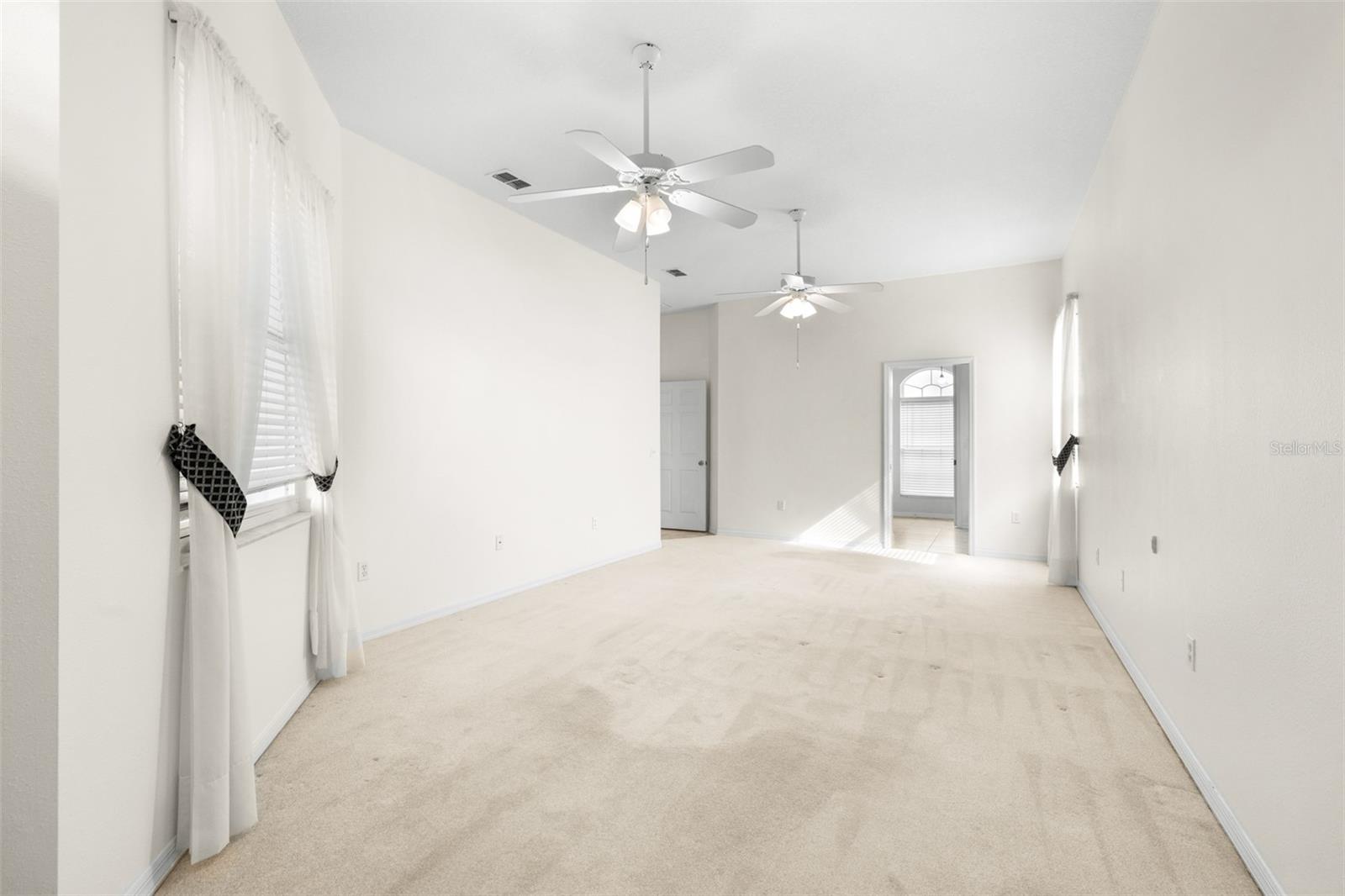 Image 15 of 38 For 2818 Honeywell Place