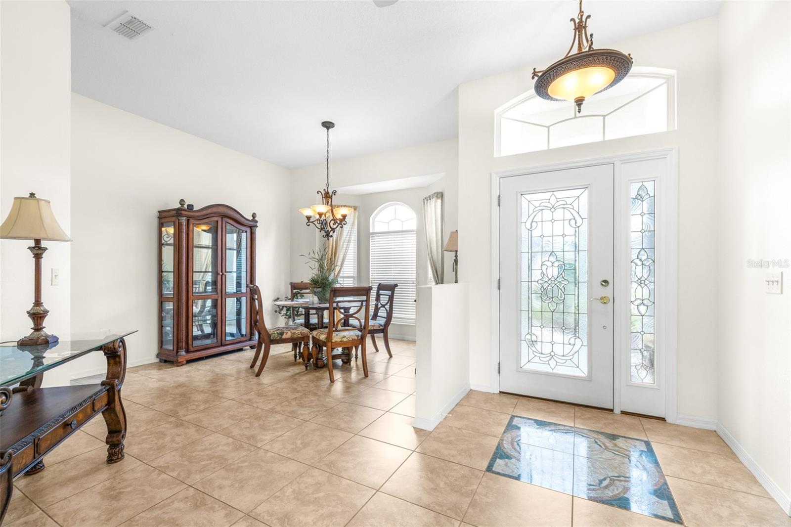 Image 4 of 38 For 2818 Honeywell Place