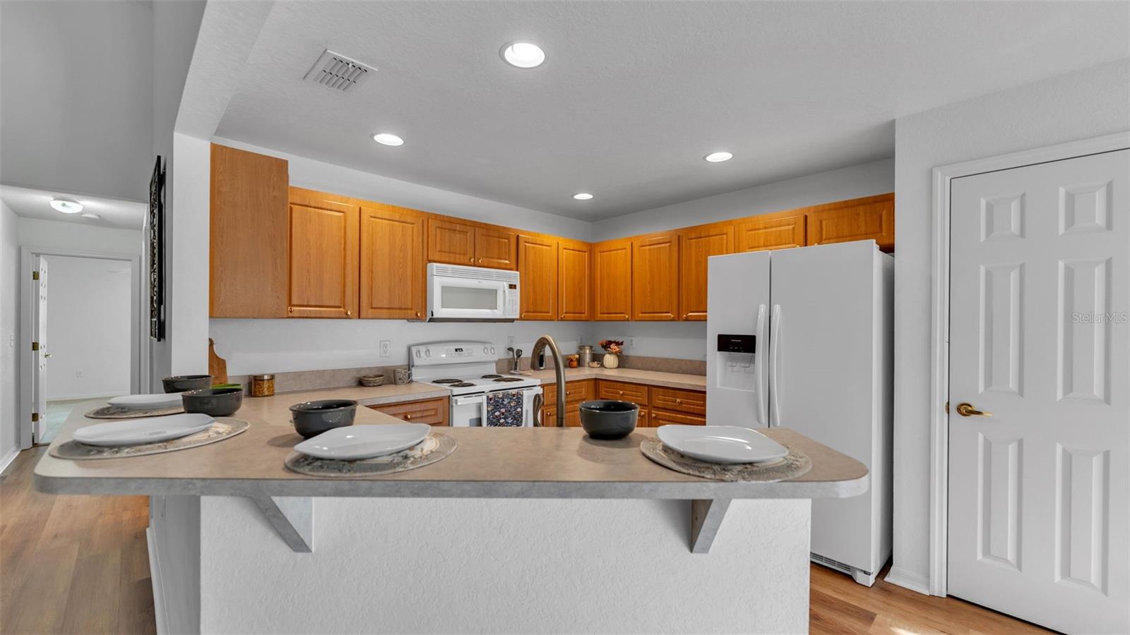 Image 12 of 47 For 3355 Sanoma Drive