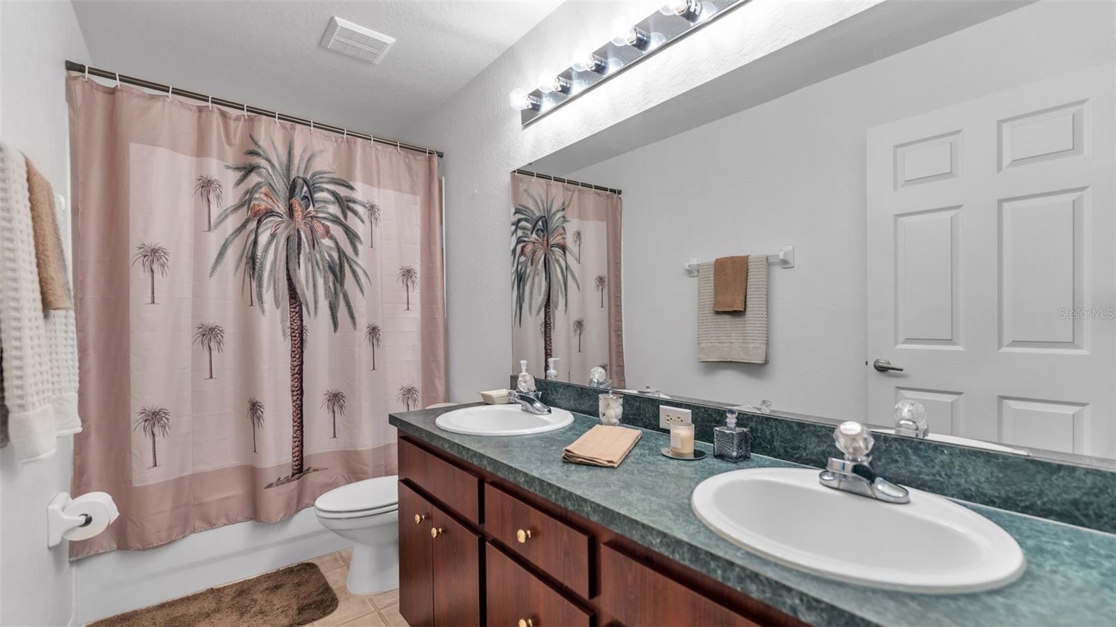 Image 19 of 47 For 3355 Sanoma Drive