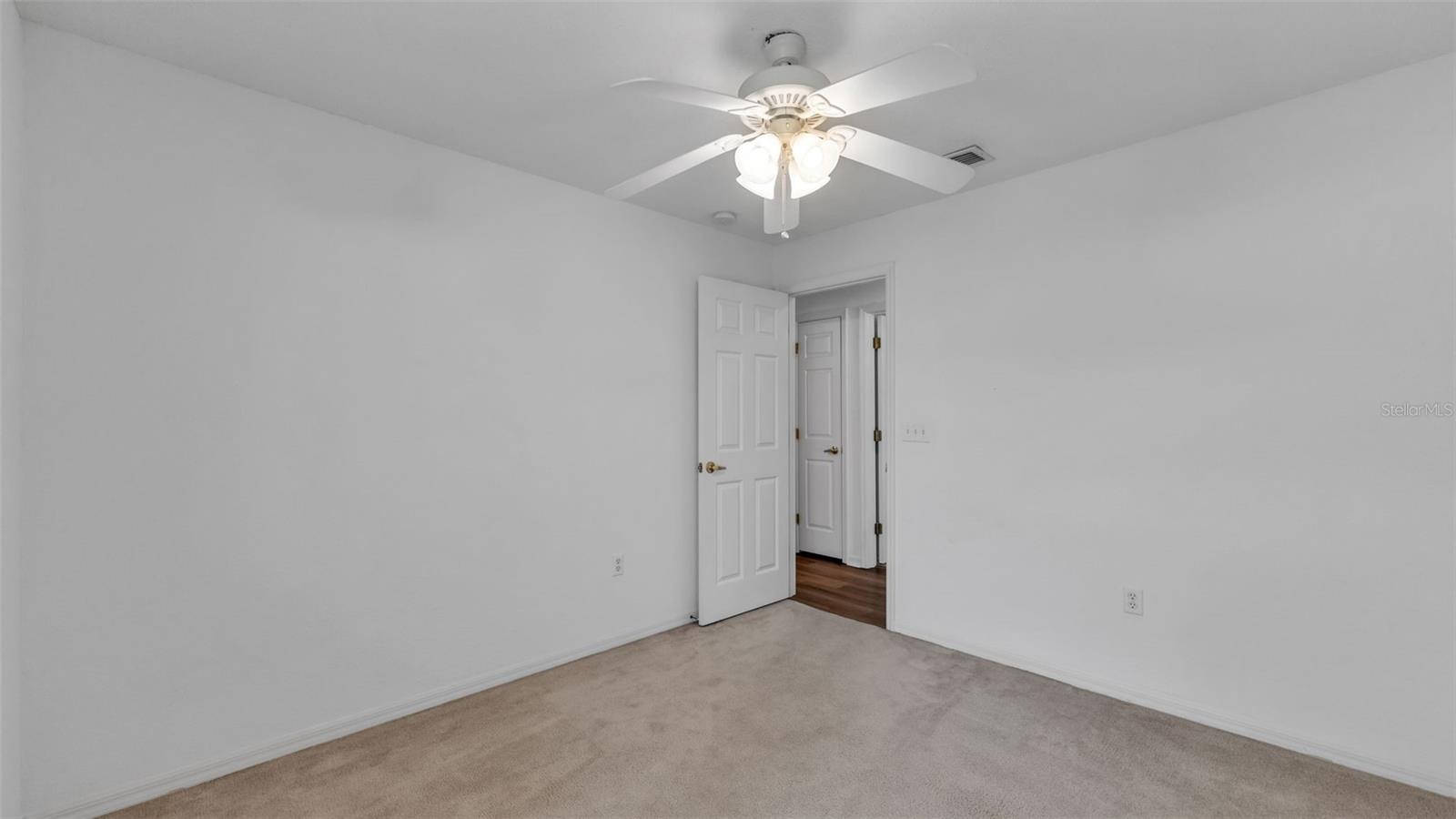 Image 23 of 47 For 3355 Sanoma Drive
