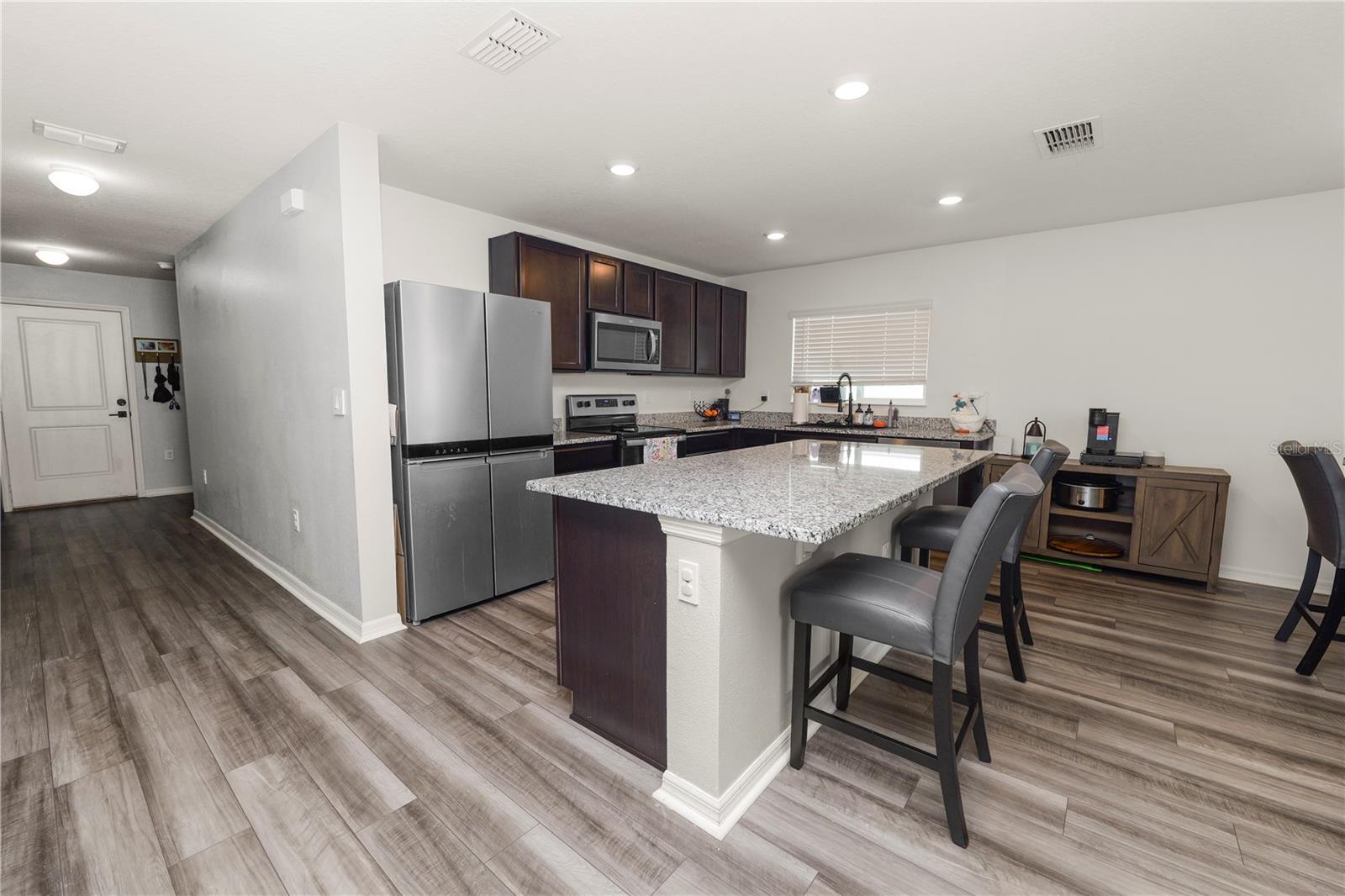 Image 6 of 36 For 1292 Mattie Pointe Boulevard