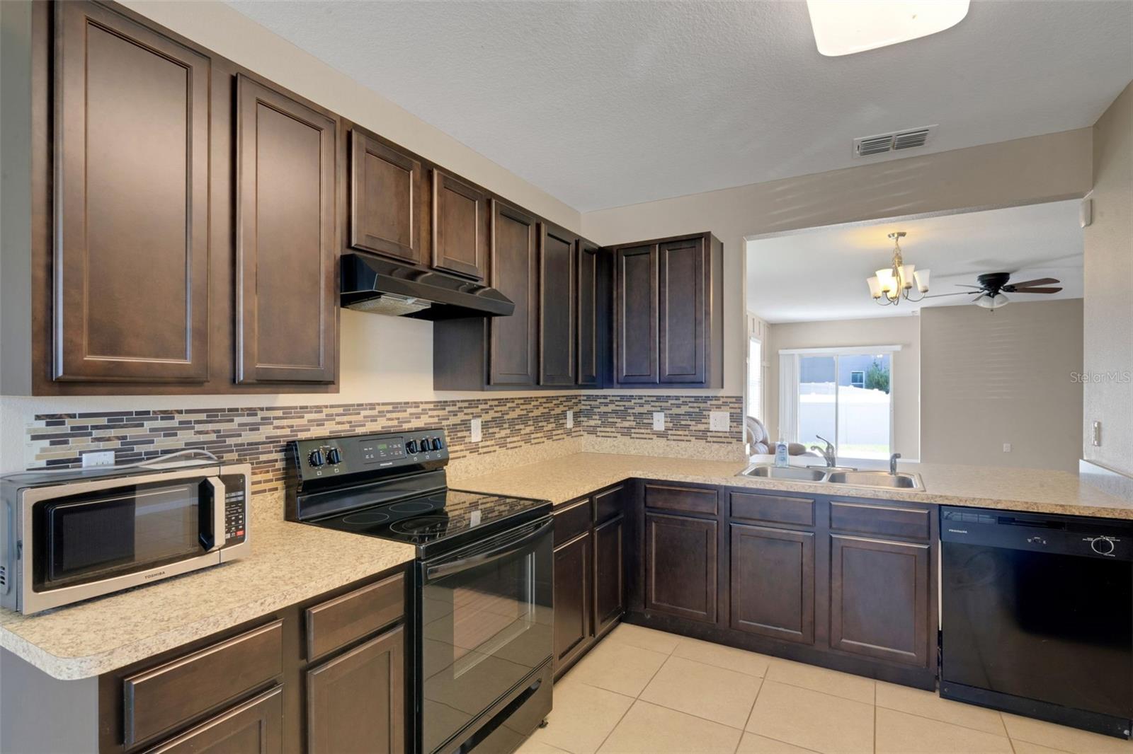 Image 9 of 35 For 2162 Blue Highlands Drive