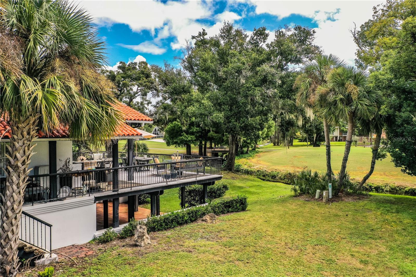 Image 11 of 78 For 421 Lone Palm Drive