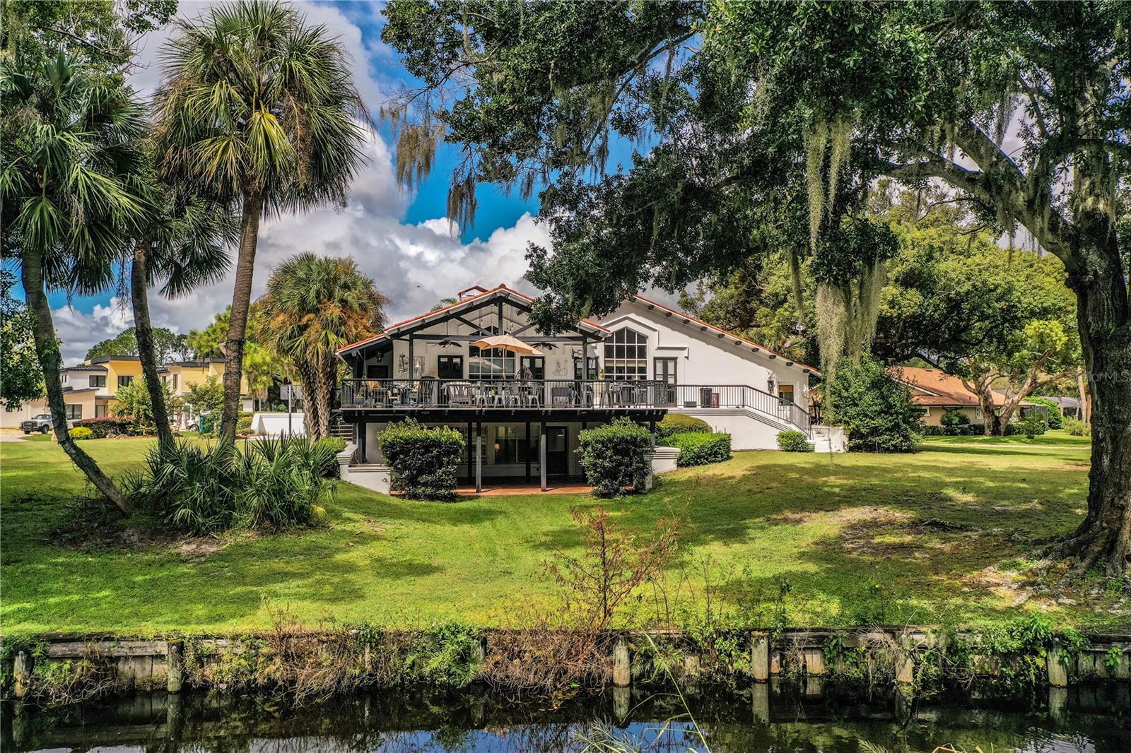 Image 14 of 78 For 421 Lone Palm Drive