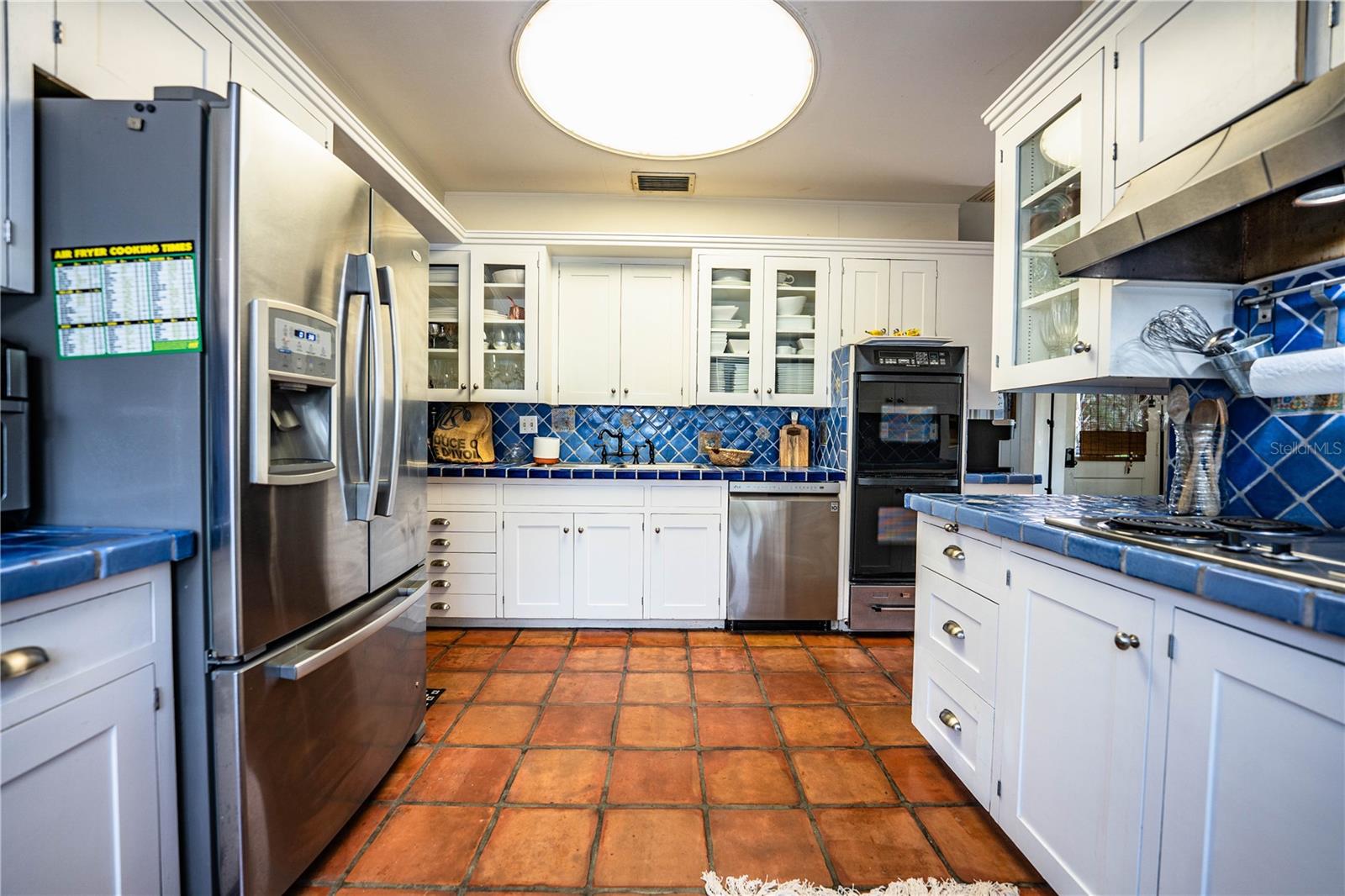 Image 32 of 78 For 421 Lone Palm Drive