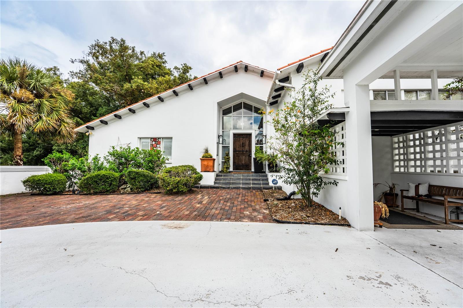 Image 4 of 78 For 421 Lone Palm Drive