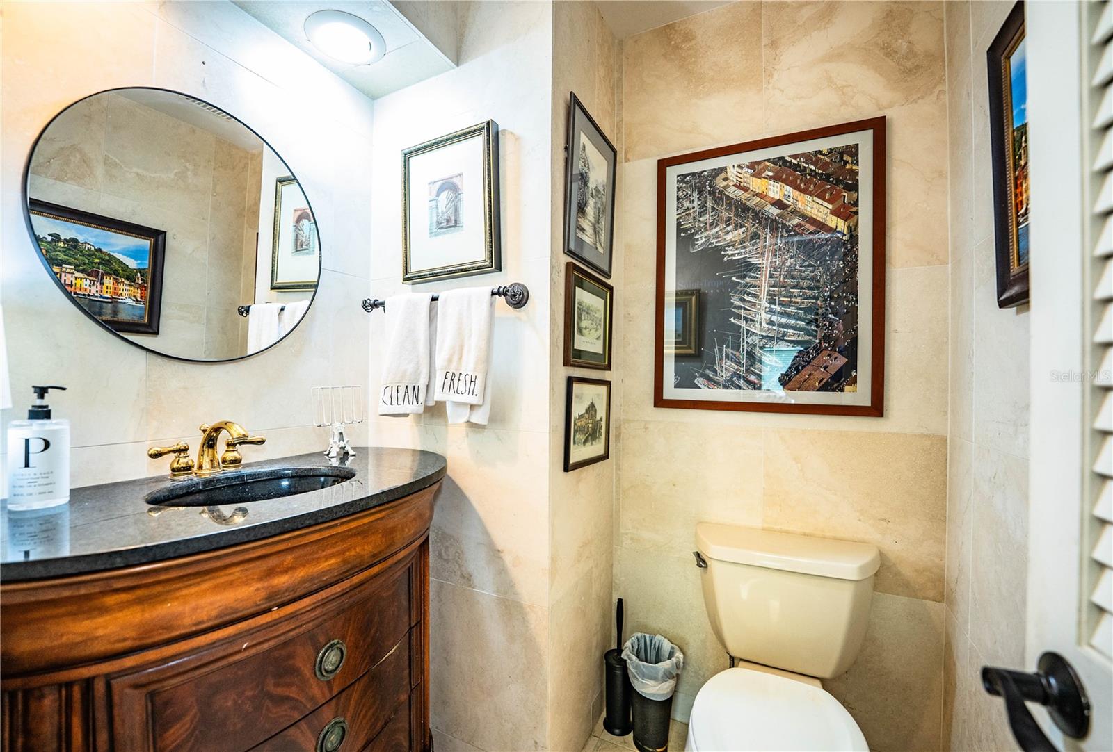 Image 47 of 78 For 421 Lone Palm Drive