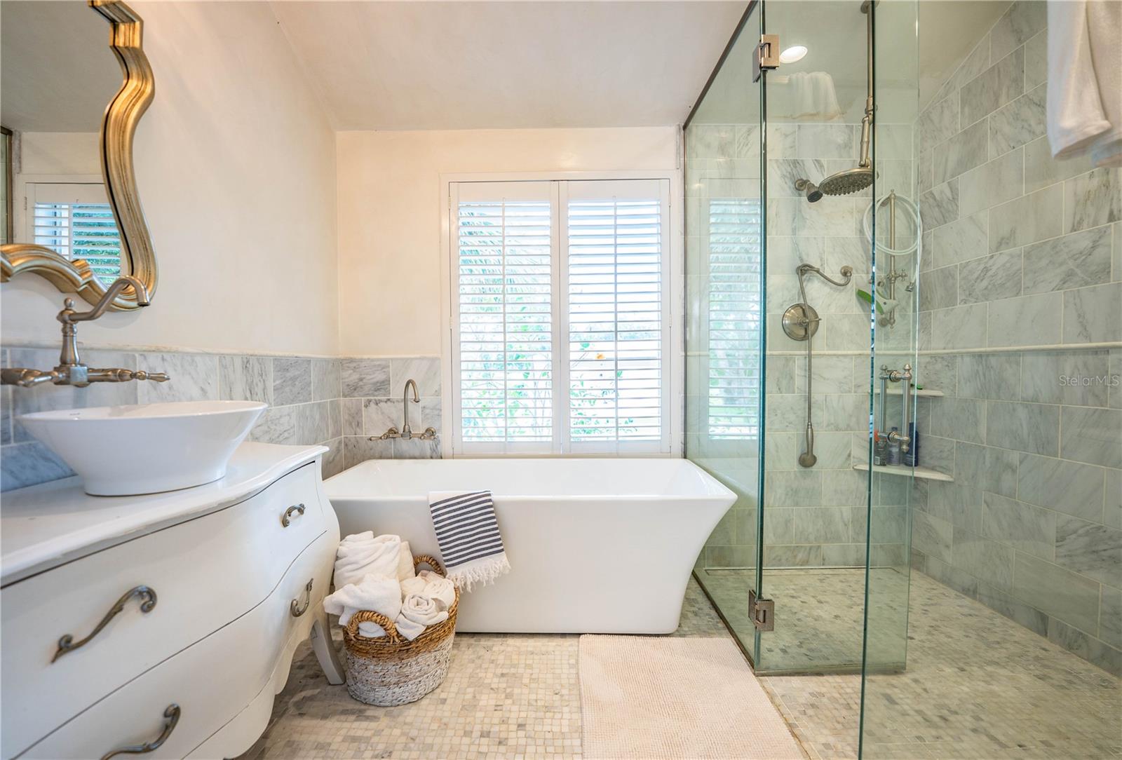 Image 51 of 78 For 421 Lone Palm Drive