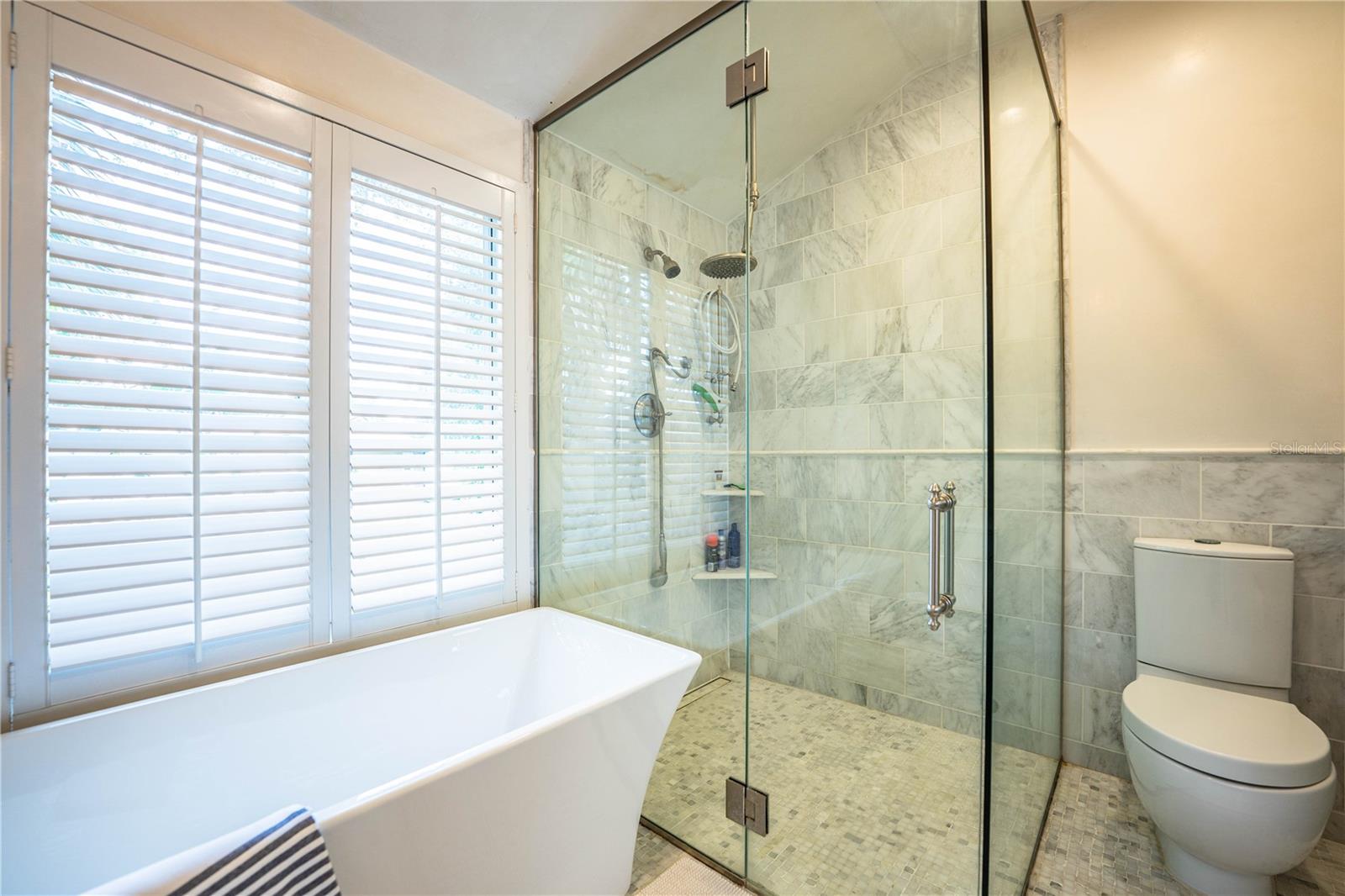 Image 52 of 78 For 421 Lone Palm Drive