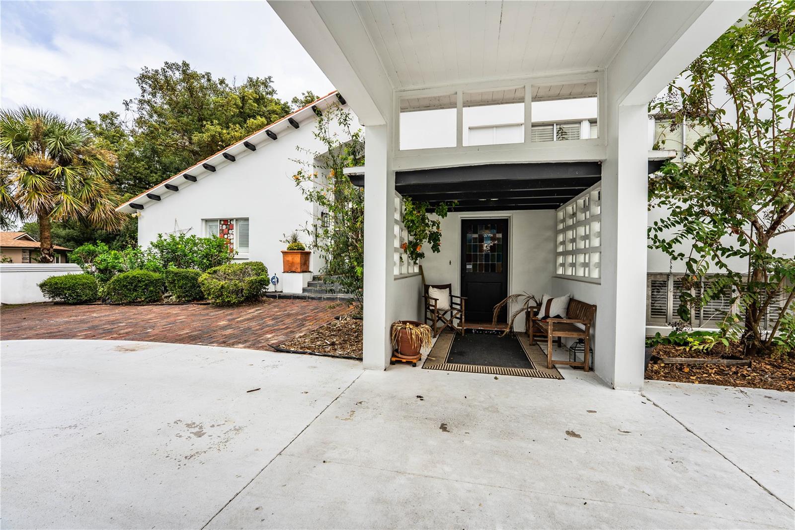 Image 56 of 78 For 421 Lone Palm Drive