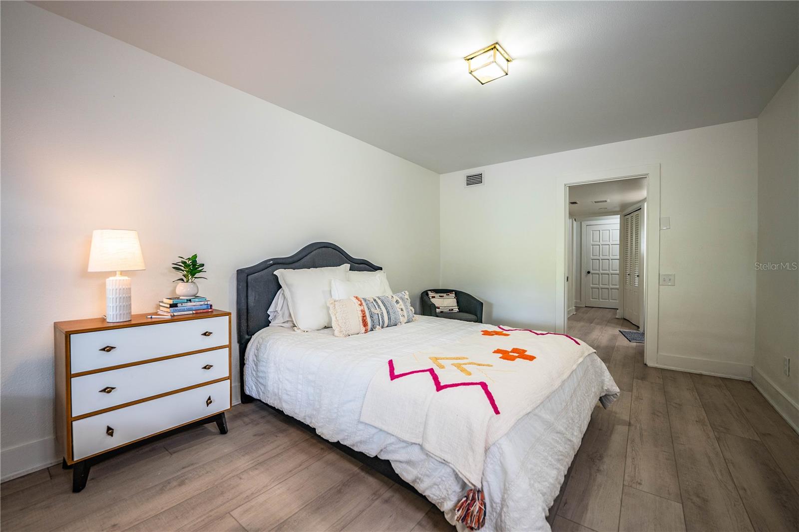 Image 62 of 78 For 421 Lone Palm Drive