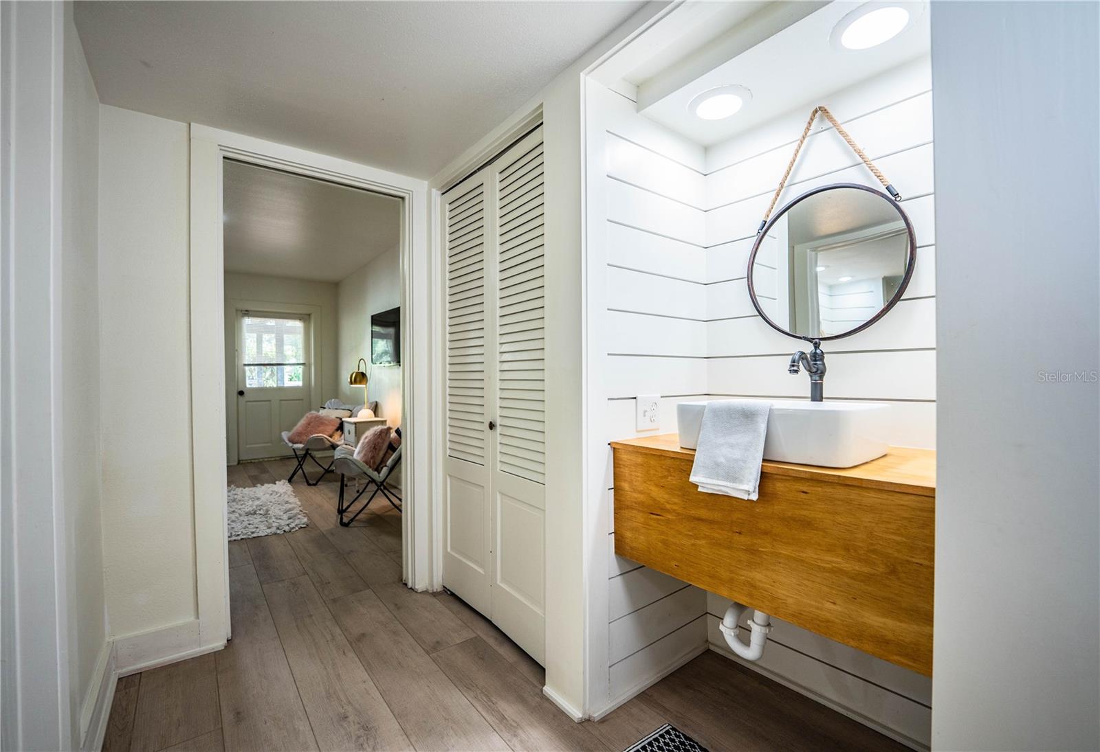 Image 66 of 78 For 421 Lone Palm Drive