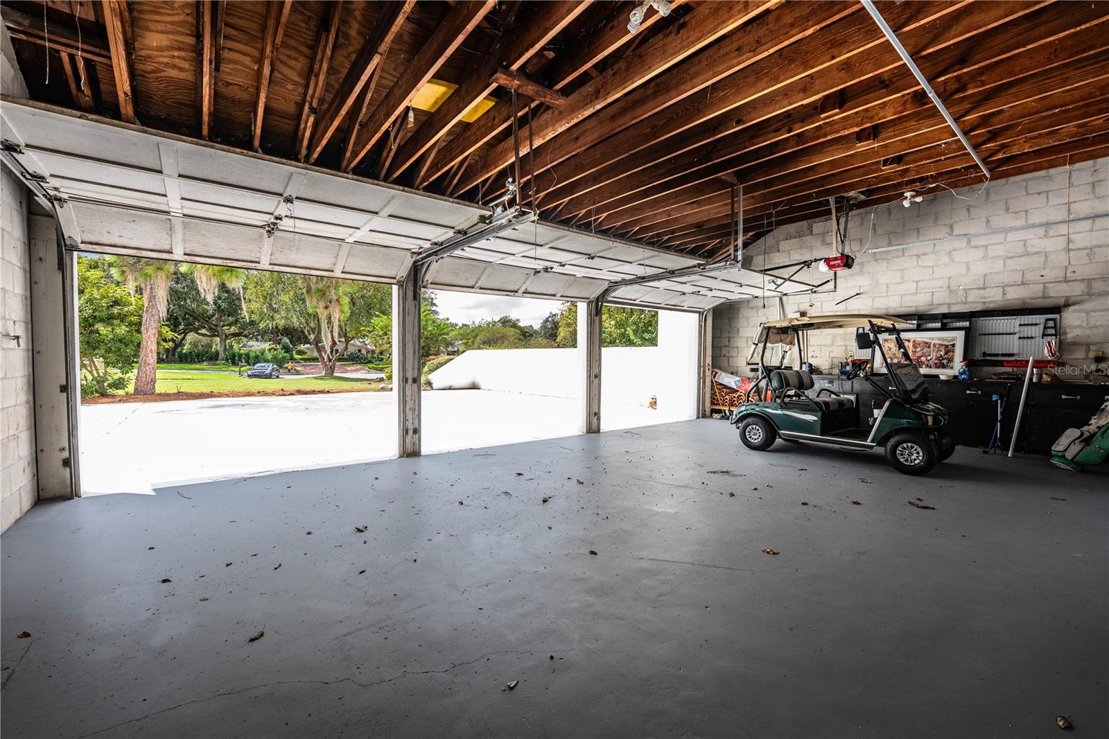 Image 68 of 78 For 421 Lone Palm Drive