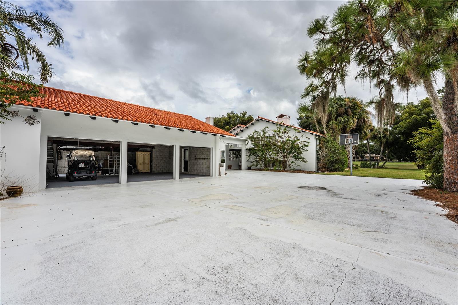 Image 70 of 78 For 421 Lone Palm Drive