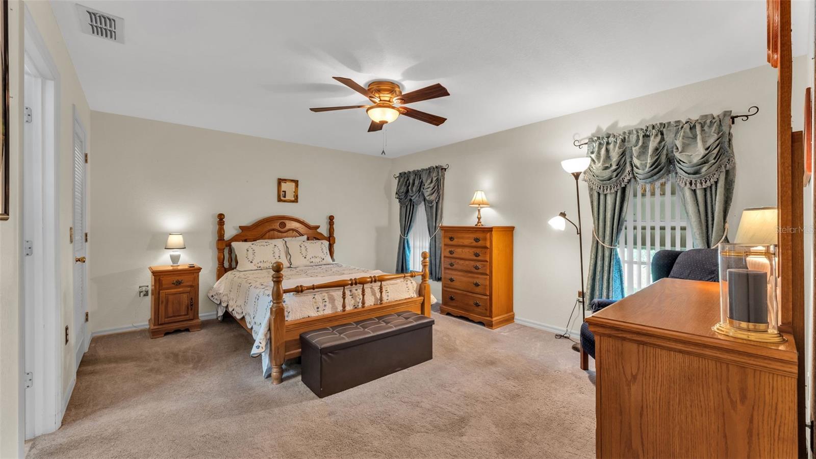 Image 13 of 21 For 1504 Oakview Circle Se