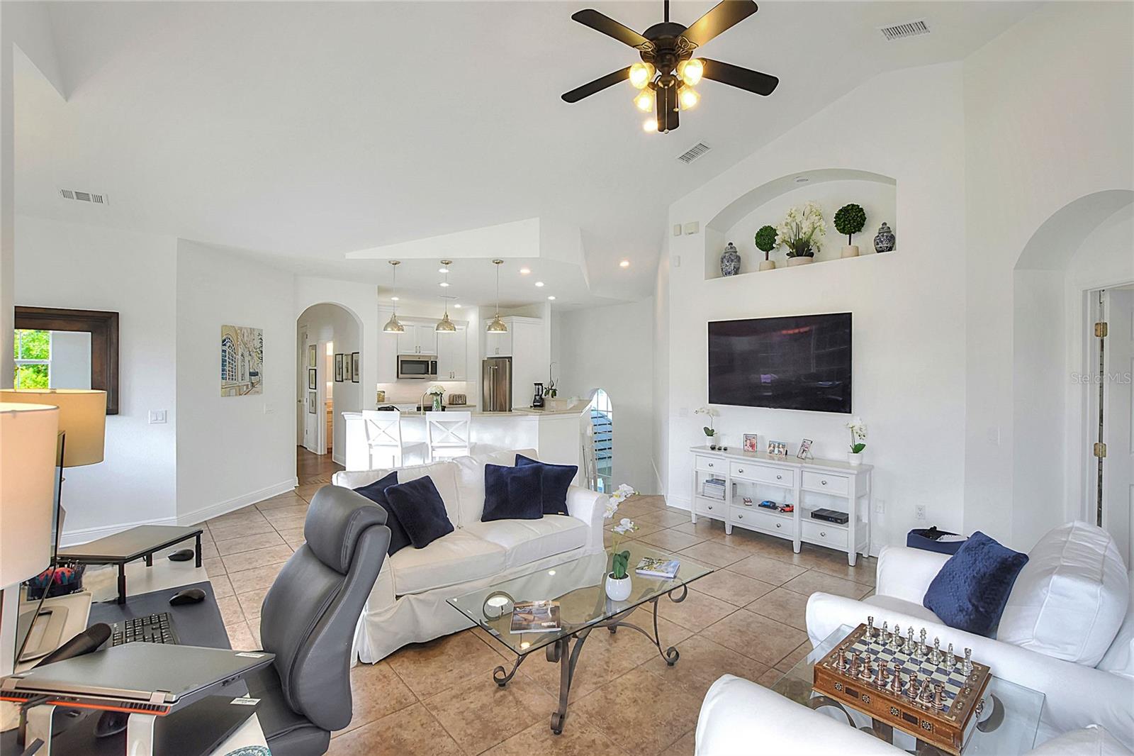 Image 14 of 63 For 632 Grasslands Village Circle