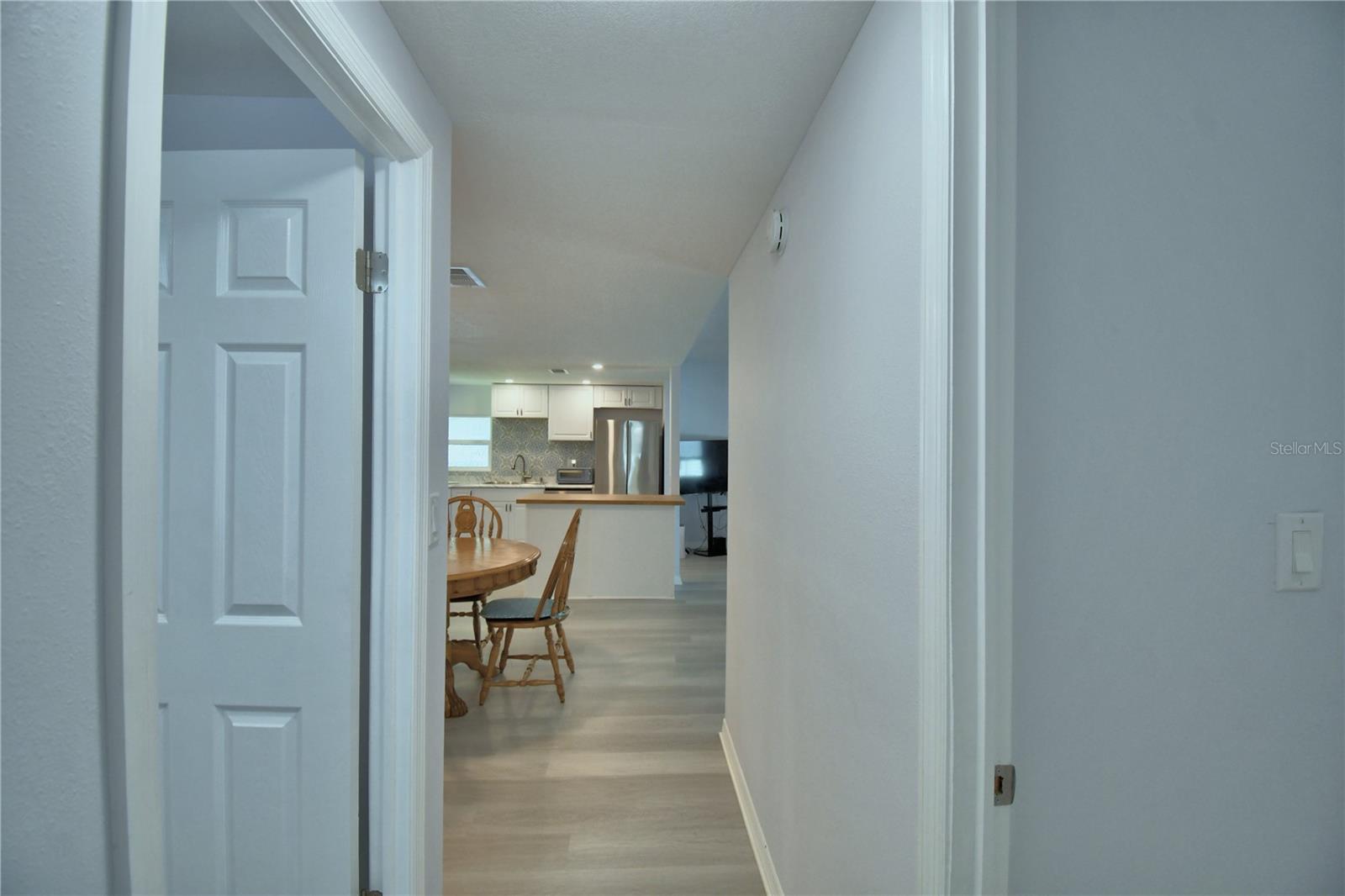 Image 16 of 50 For 4816 Goldenview Lane