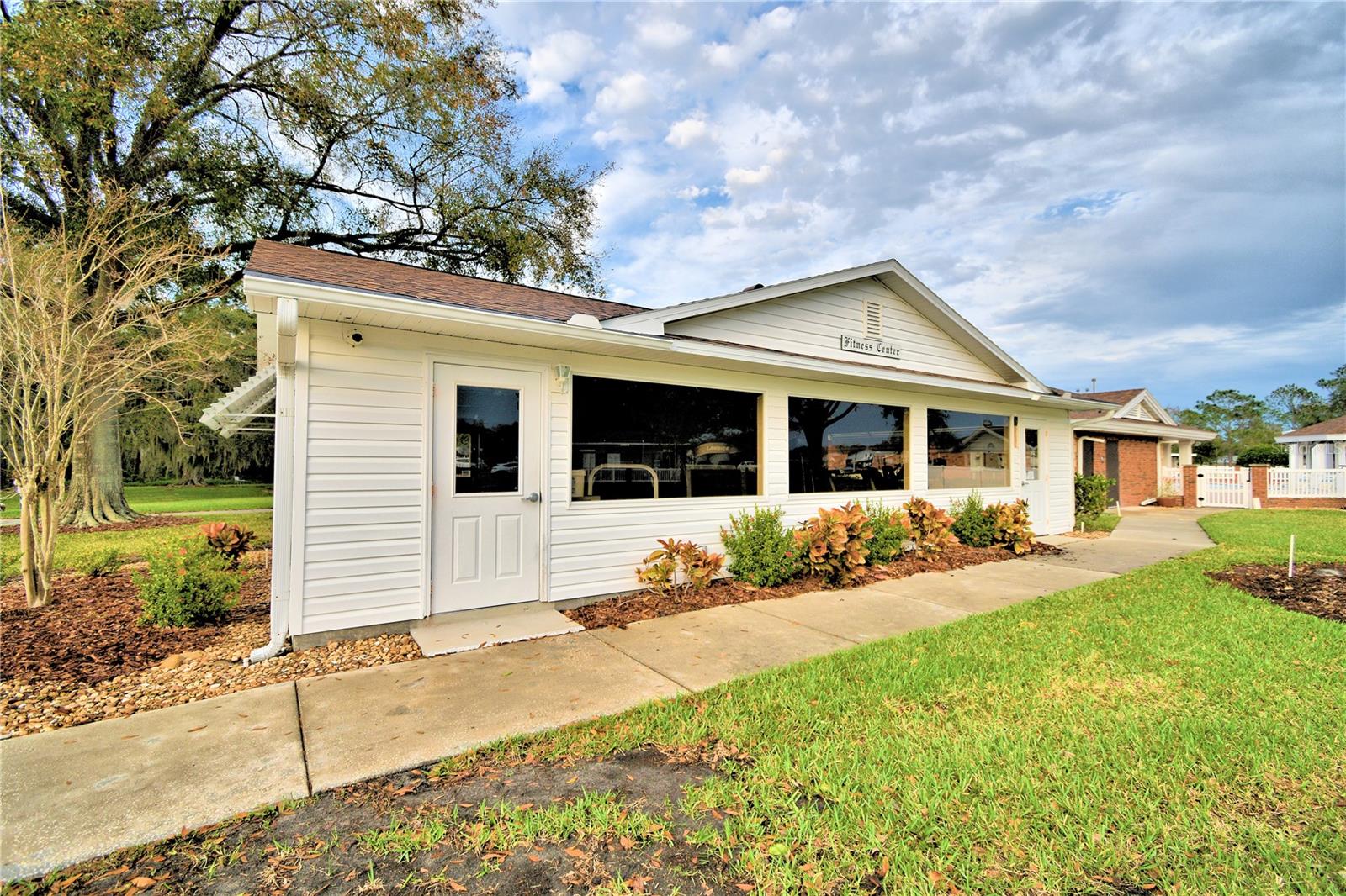 Image 44 of 50 For 4816 Goldenview Lane