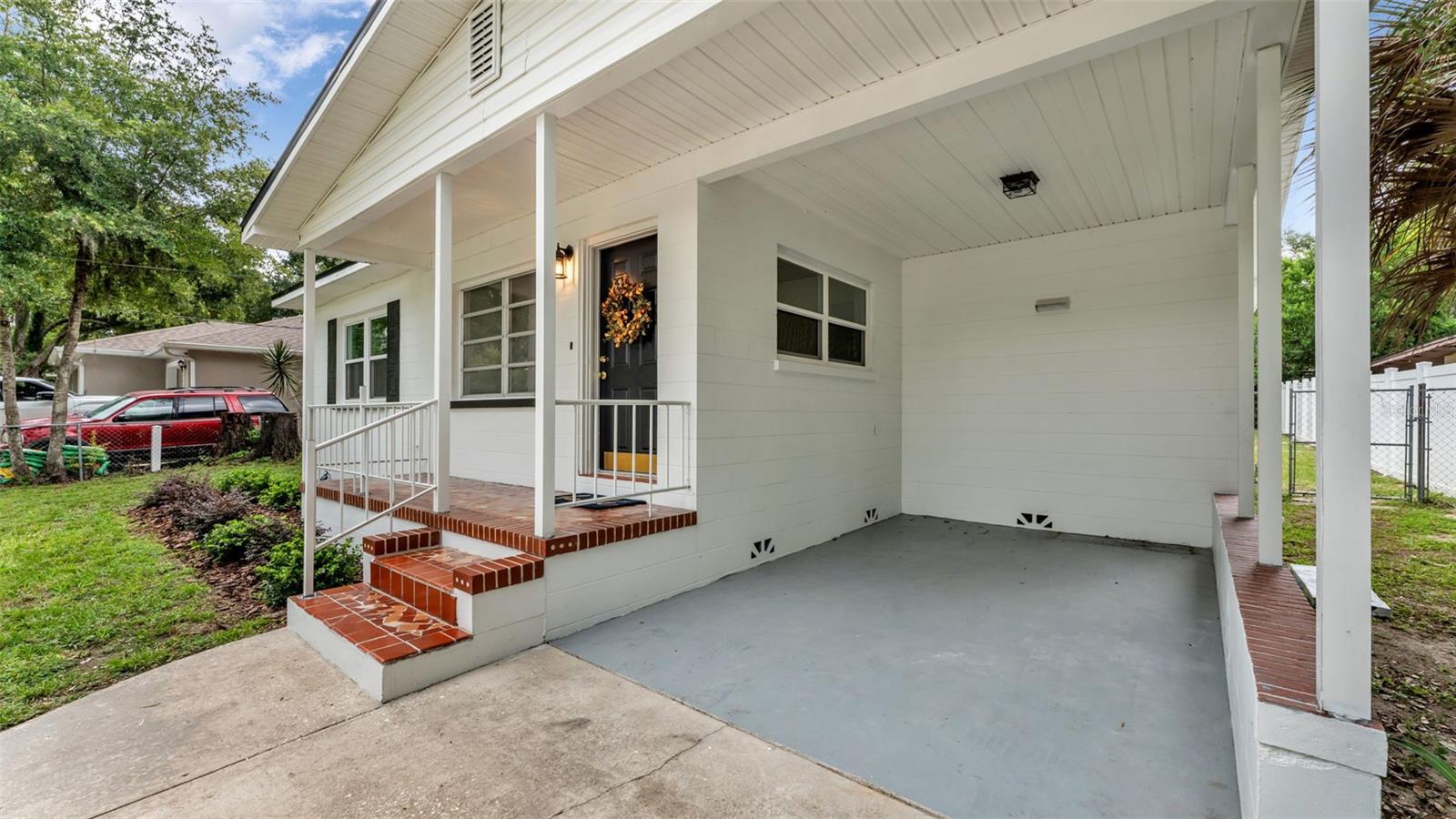 Image 4 of 31 For 1128 Olive Street
