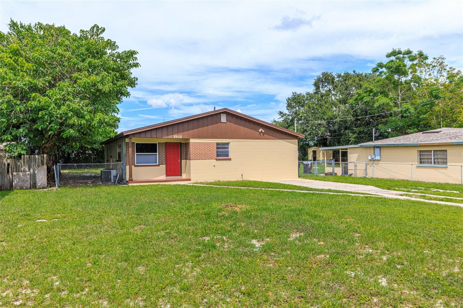 Details for 2602 Sunshine Drive N, LAKELAND, FL 33801