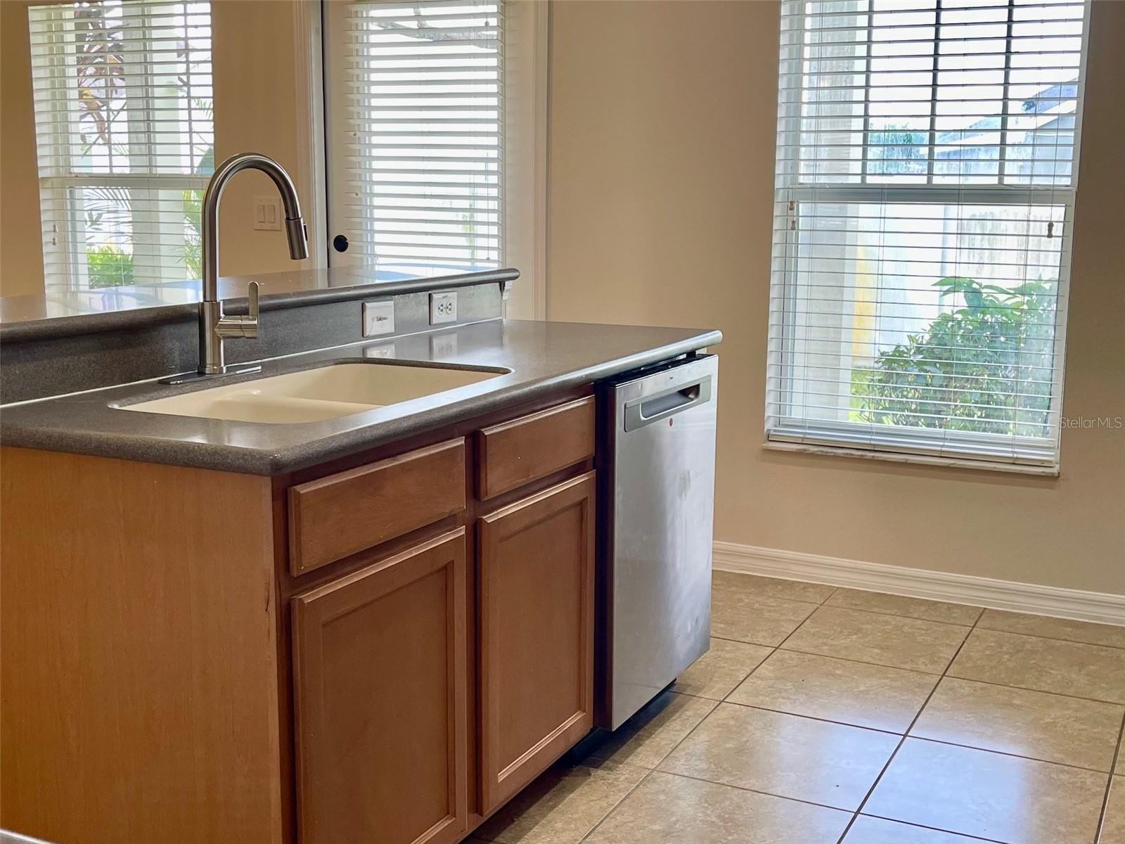 Image 11 of 43 For 2044 Cypress Bay Boulevard