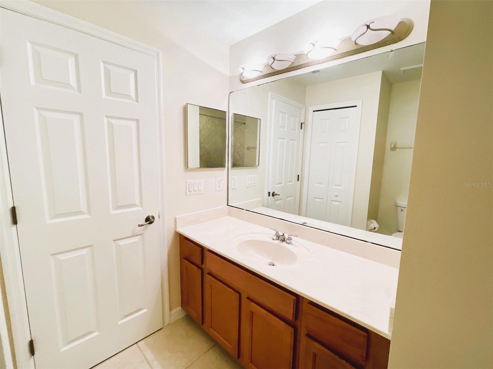 Image 34 of 43 For 2044 Cypress Bay Boulevard