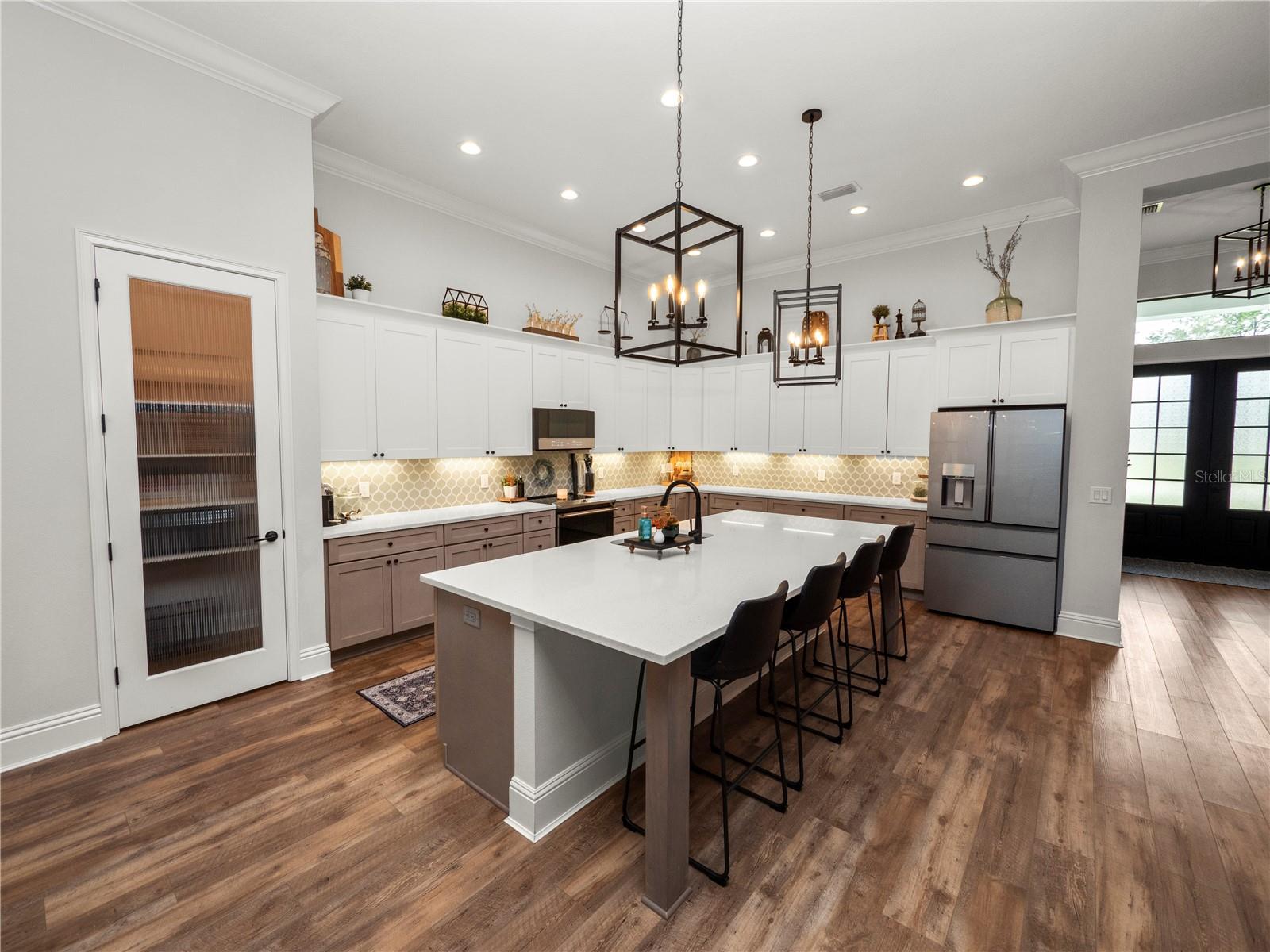 Image 20 of 95 For 8287 Cypress Trace Boulevard