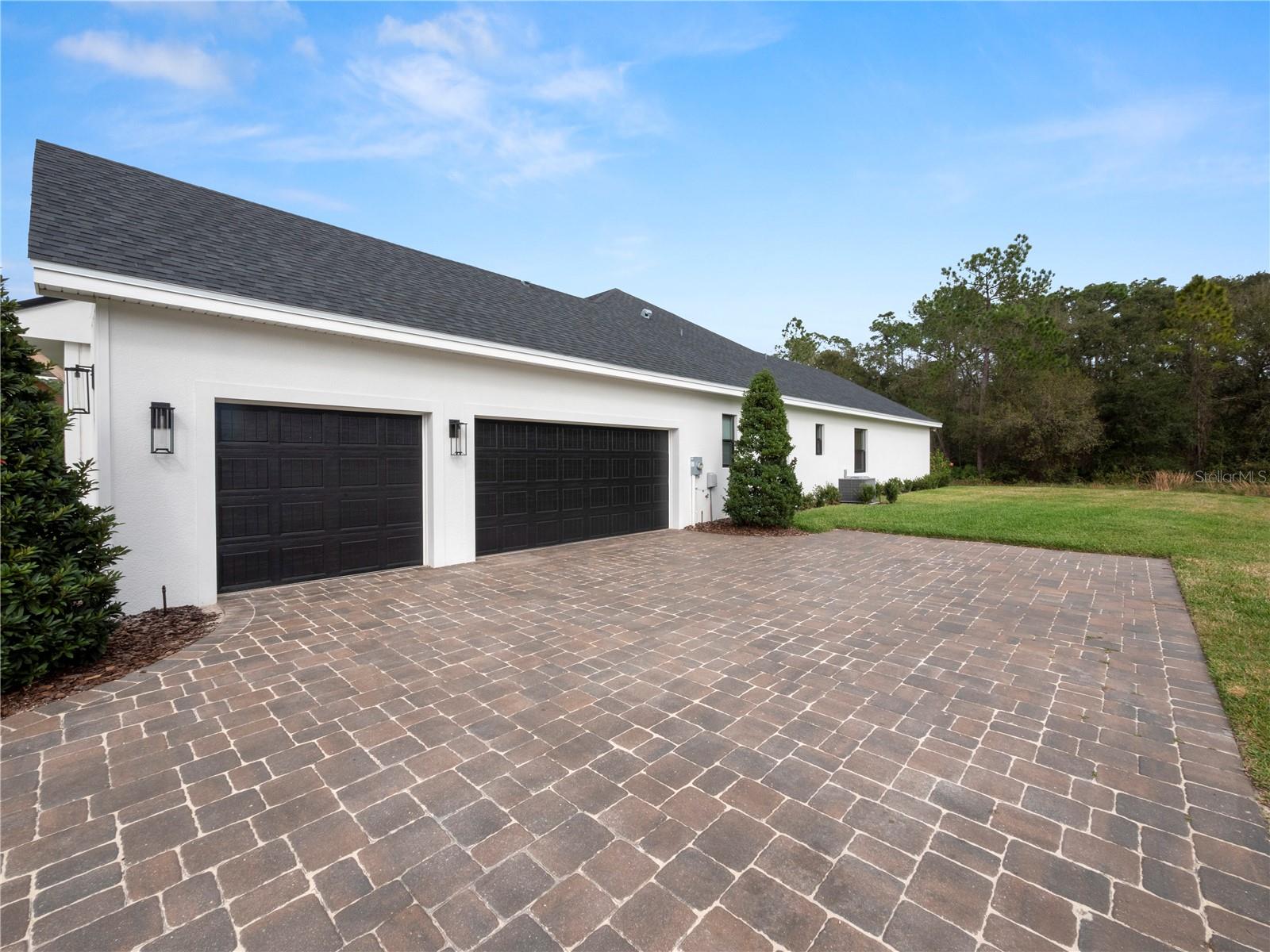 Image 74 of 95 For 8287 Cypress Trace Boulevard