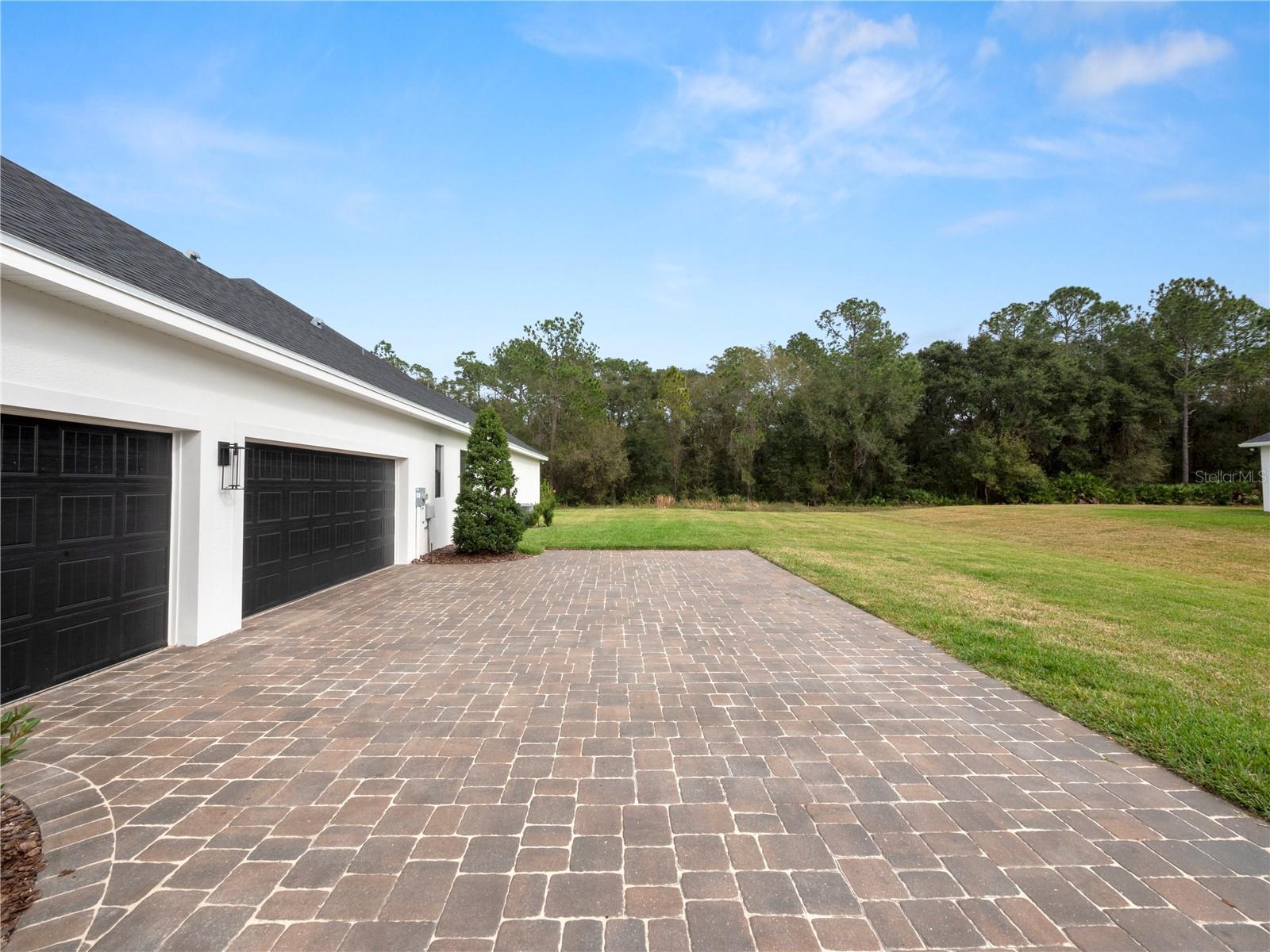 Image 75 of 95 For 8287 Cypress Trace Boulevard