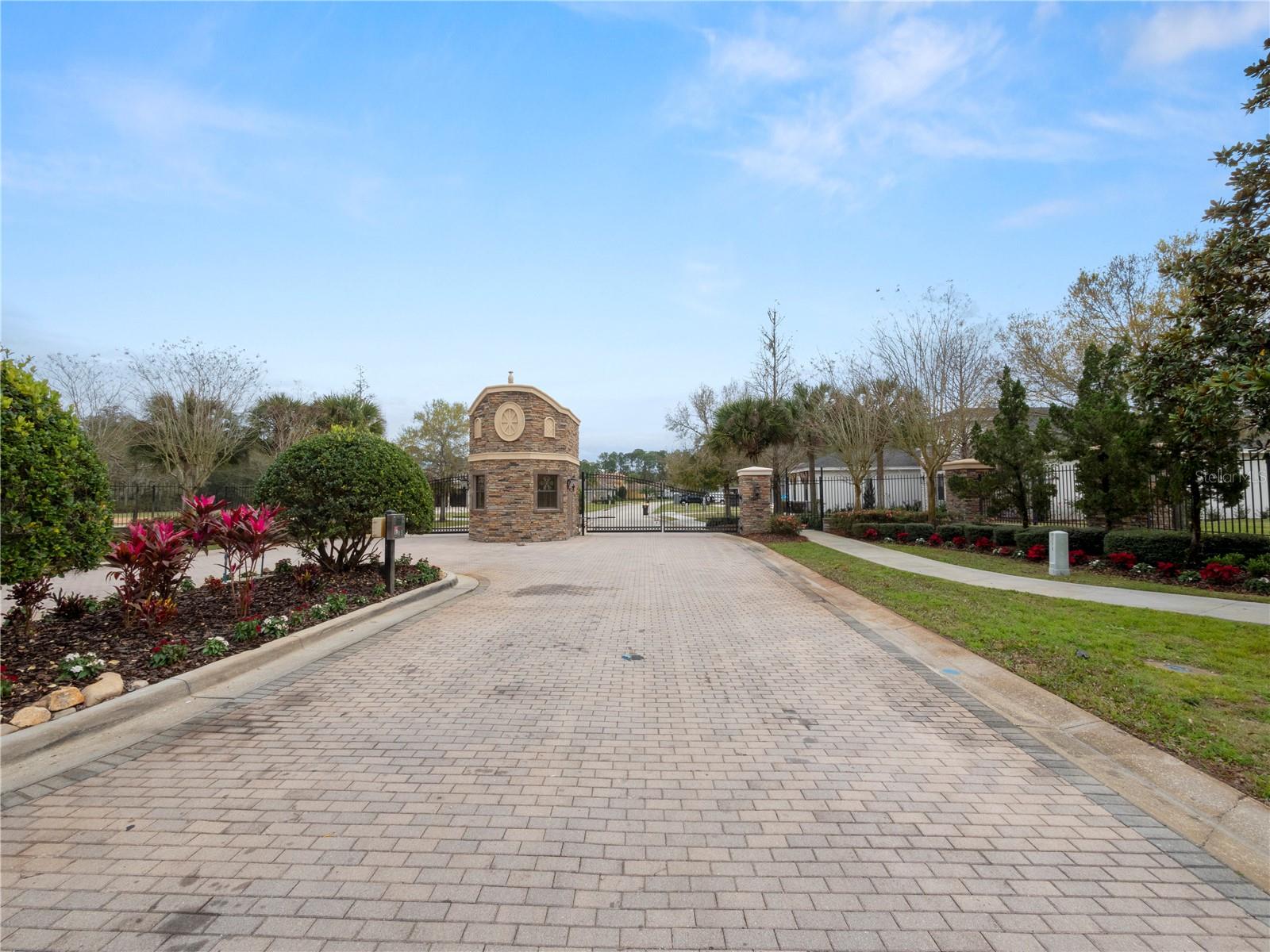 Image 76 of 95 For 8287 Cypress Trace Boulevard