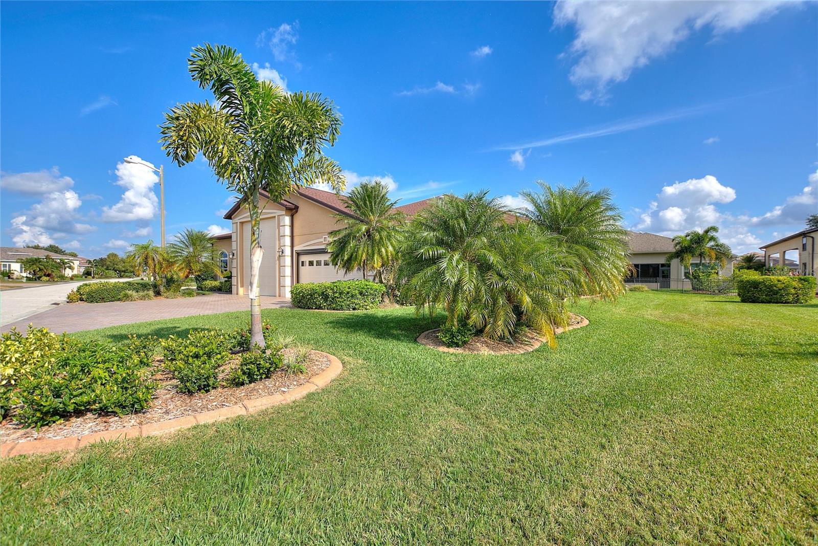 Image 16 of 63 For 421 Travelers Drive