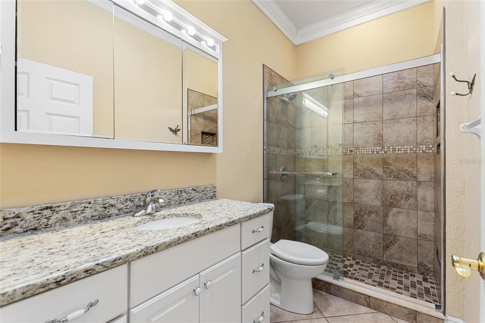 Image 35 of 63 For 421 Travelers Drive