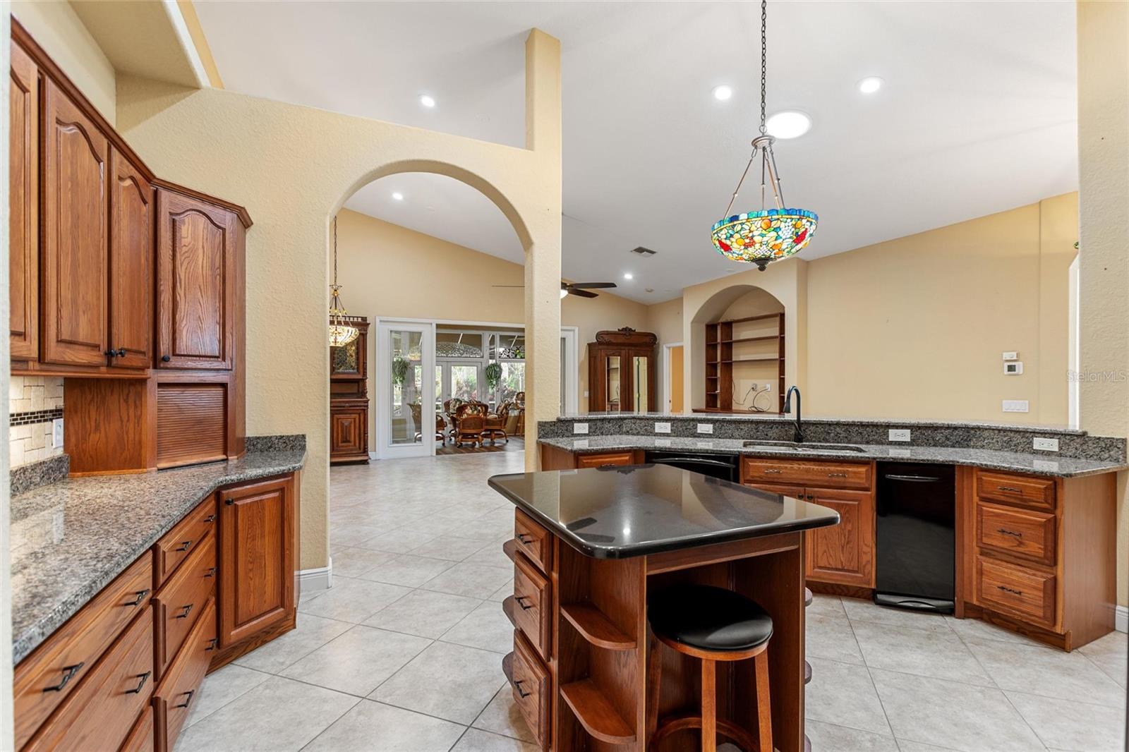 Image 43 of 63 For 421 Travelers Drive