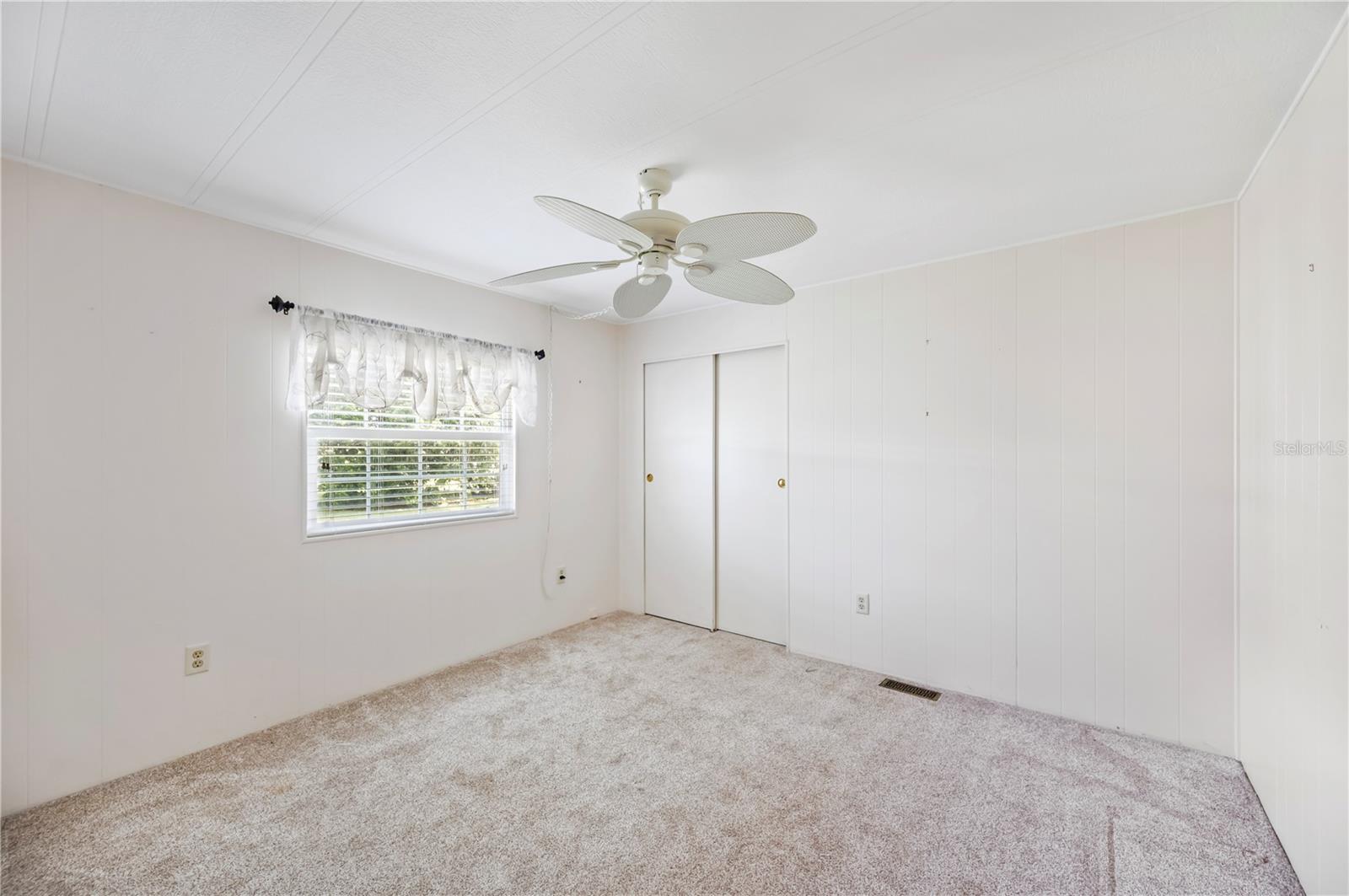 Image 12 of 19 For 1610 Reynolds Road 117
