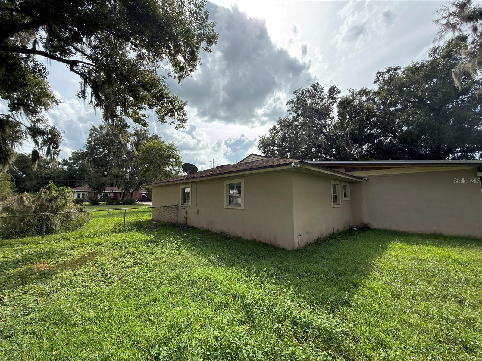 Image 4 of 23 For 1440 Hackl Boulevard